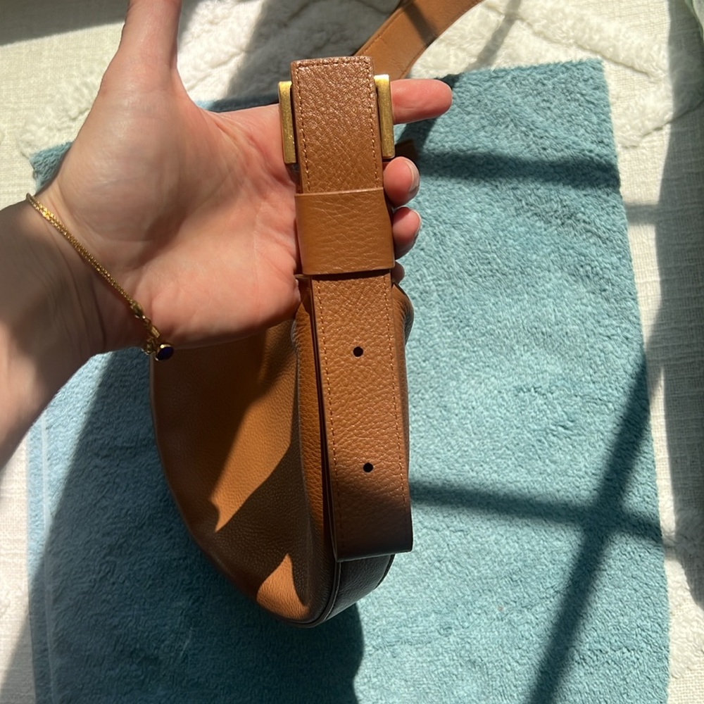 Quince Tan Leather Handbag - Picture 11 of 16